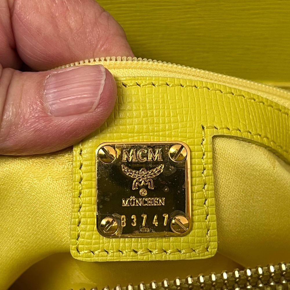 MCM Yellow Tote Bag GUc AUTHENTIC - Picture 10 of 16